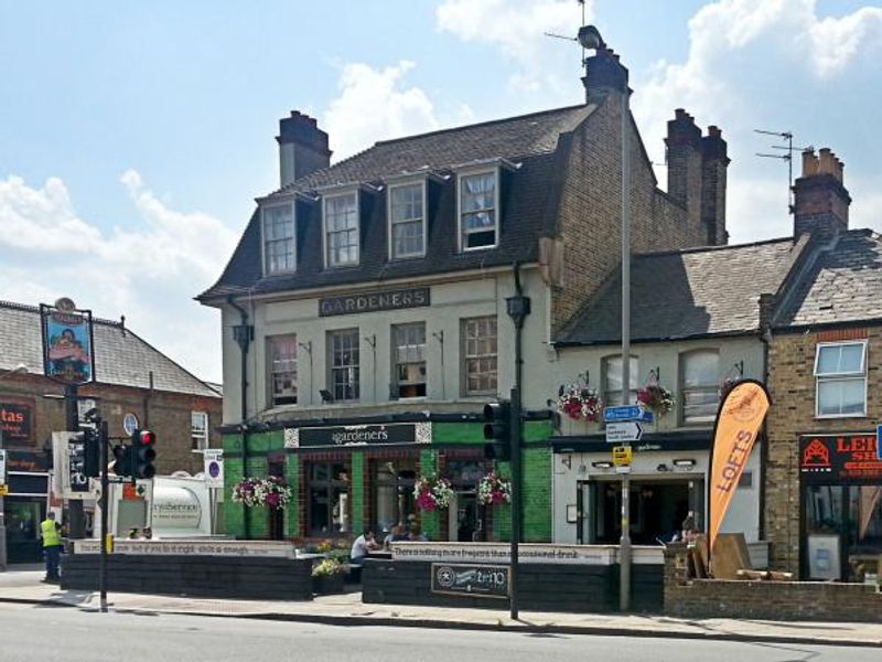 Gardeners Arms, Southfields SW18. (Pub, External, Key). Published on 01-08-2014