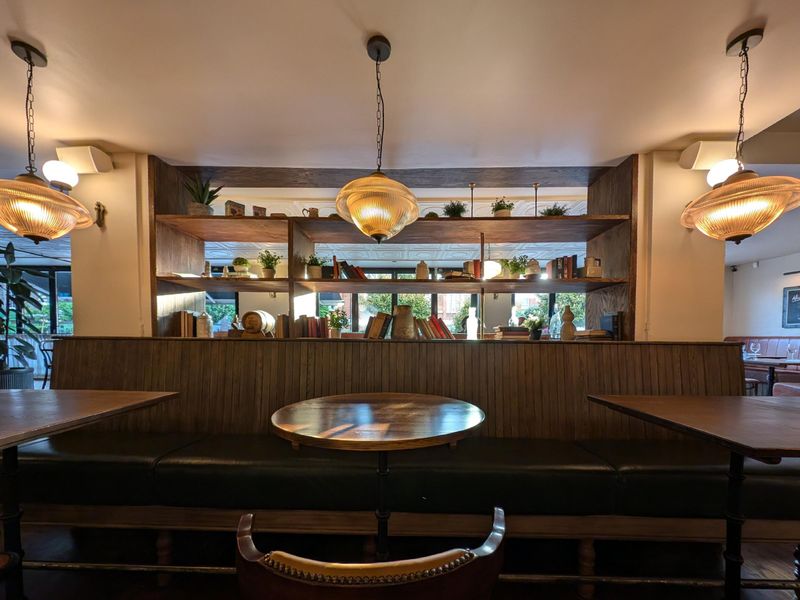 Apollo front bar - 2024-06-24. (Pub, Bar). Published on 24-06-2024