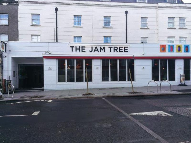 Jam Tree, SW4. (Pub, External, Key). Published on 21-02-2014 