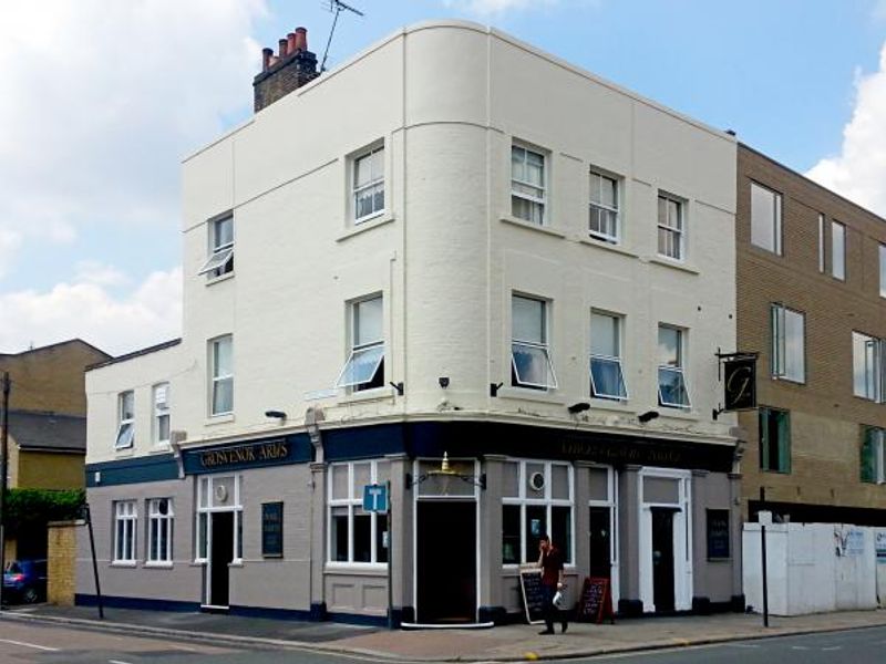 Grosvenor Arms SW18. (Pub, External, Key). Published on 01-08-2014