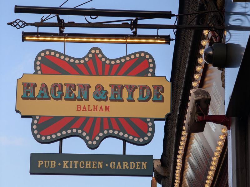 Pub Sign. (Pub, Sign). Published on 02-12-2025 