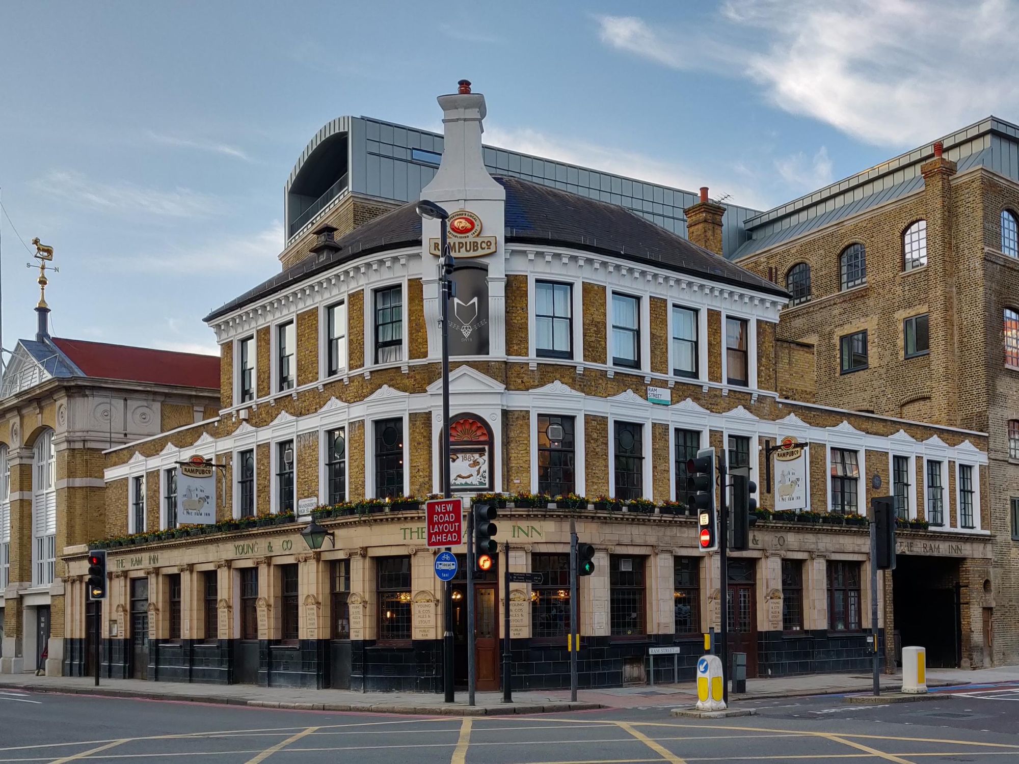 Ram Inn 2019-10-16. (Pub, External, Key). Published on 16-10-2019