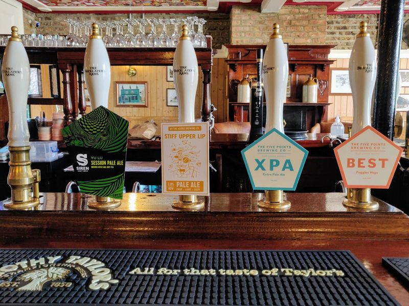 Bricklayer's Arms - handpumps 1. (Pub, Bar). Published on 29-07-2021 