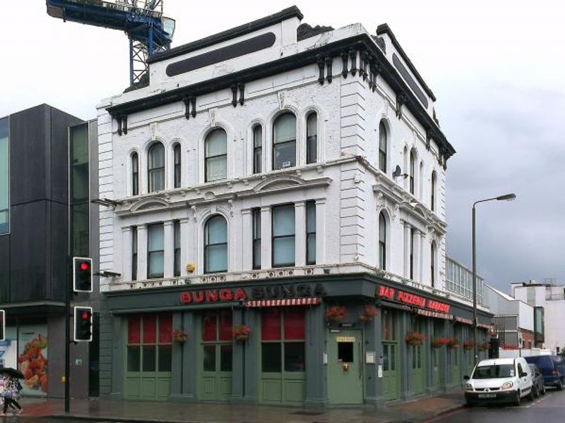 Bunga Bunga Battersea SW11. (Pub, External, Key). Published on 09-09-2013