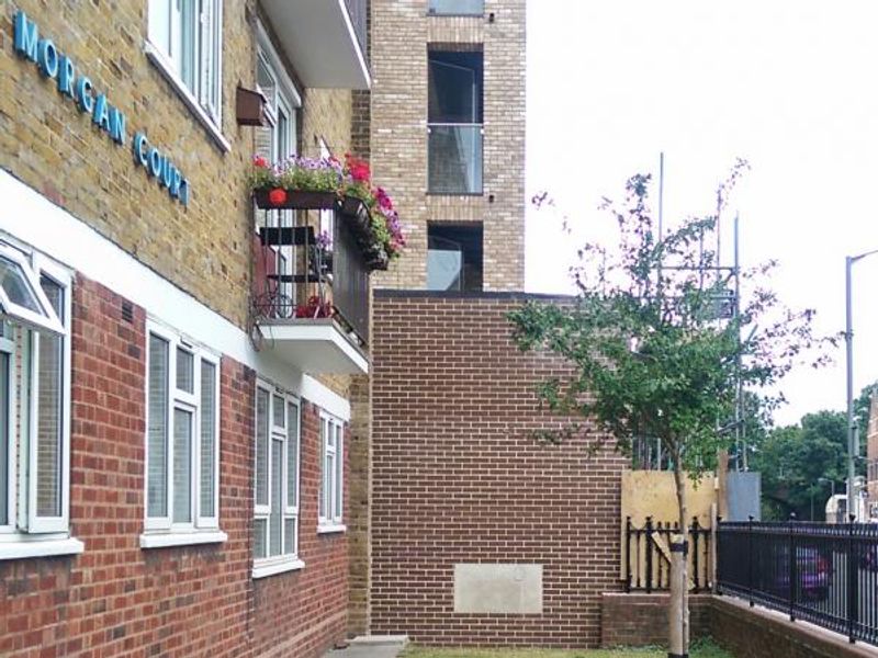 Replacement for Castle Battersea showing gable end with 1965 pla. (Pub, External). Published on 12-08-2015