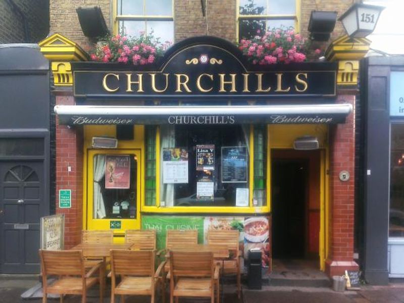 Churchill's SW11. (Pub, External, Key). Published on 08-07-2014 