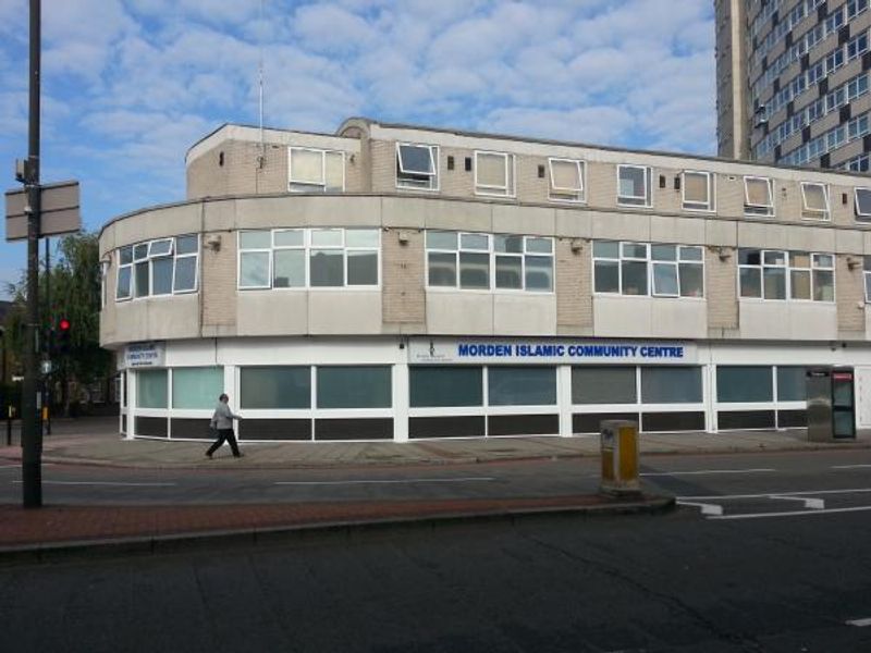 Morden Islamic Community Centre: formerly The Crown - 20141002. (Pub, External). Published on 03-10-2014
