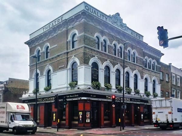 Latchmere SW11. (Pub, External, Key). Published on 25-06-2014