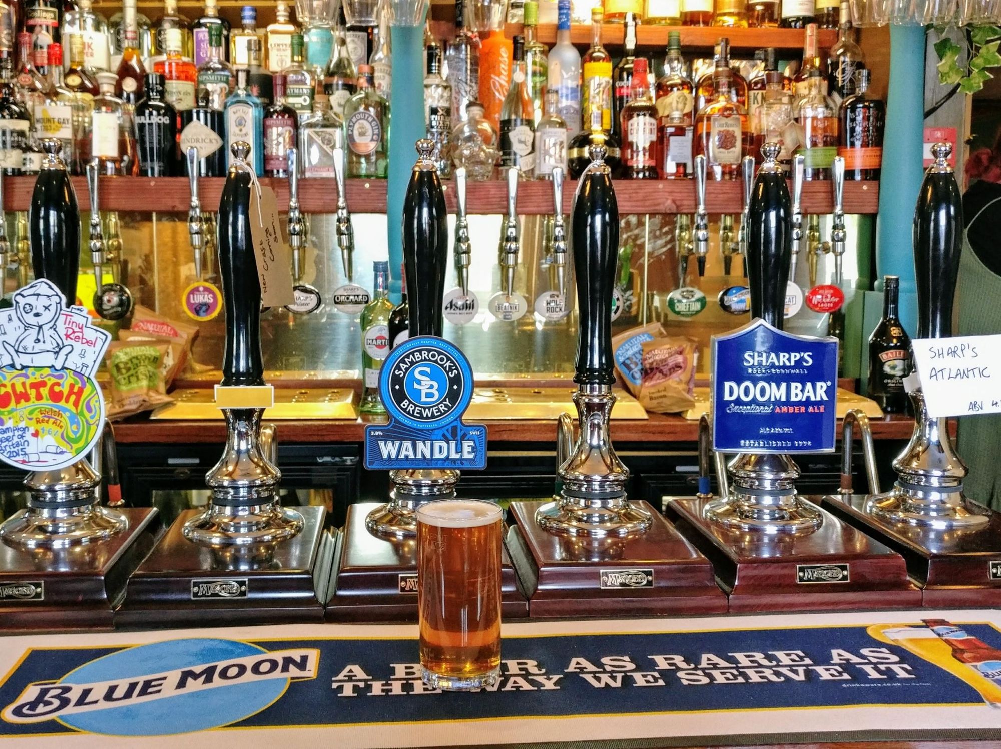 Clapham Tap, 128 Clapham Manor Street SW4 6ED - handpunps. (Pub, Bar). Published on 05-08-2017