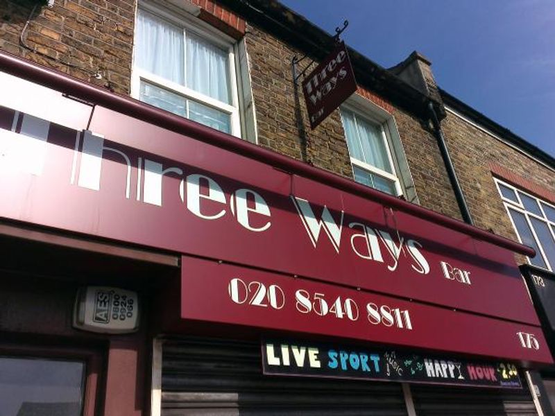 Three Ways ar, Merton SW19. (Pub, External, Key). Published on 06-09-2013 