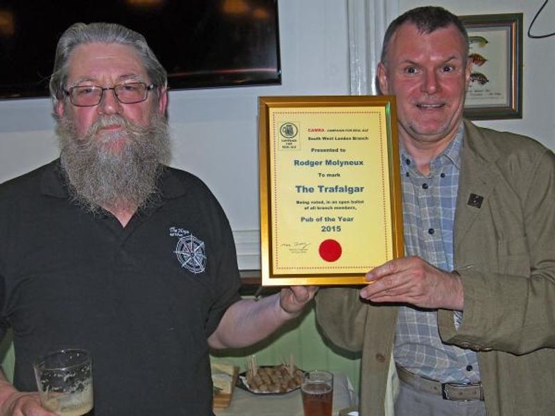 Pub of the Year 2015 presentation to Rodger Molyneux - 20160602. (Pub, Publican, Award). Published on 31-07-2016