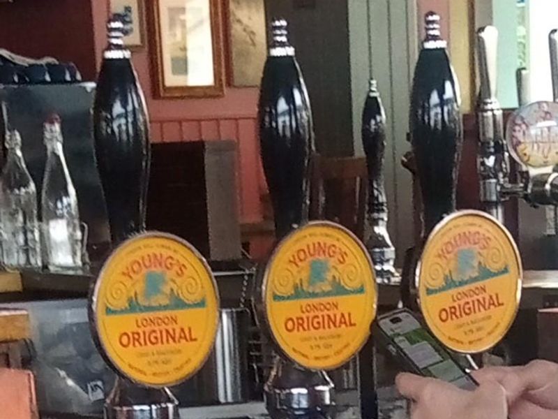 Beers on 7 October 2023. Published on 08-10-2023 