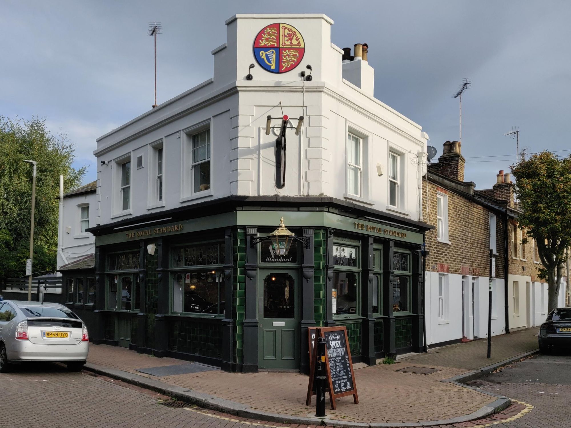 Royal Standard 20-19-10-16. (Pub, External, Publican, Key). Published on 16-10-2019