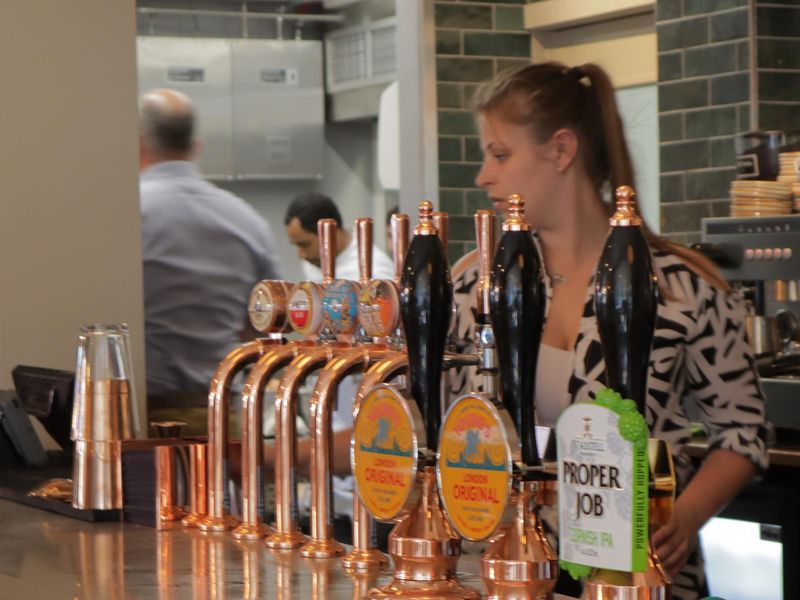 Manor Arms Streatham - General Manager Zoe . (Pub, Bar, Publican). Published on 30-08-2019