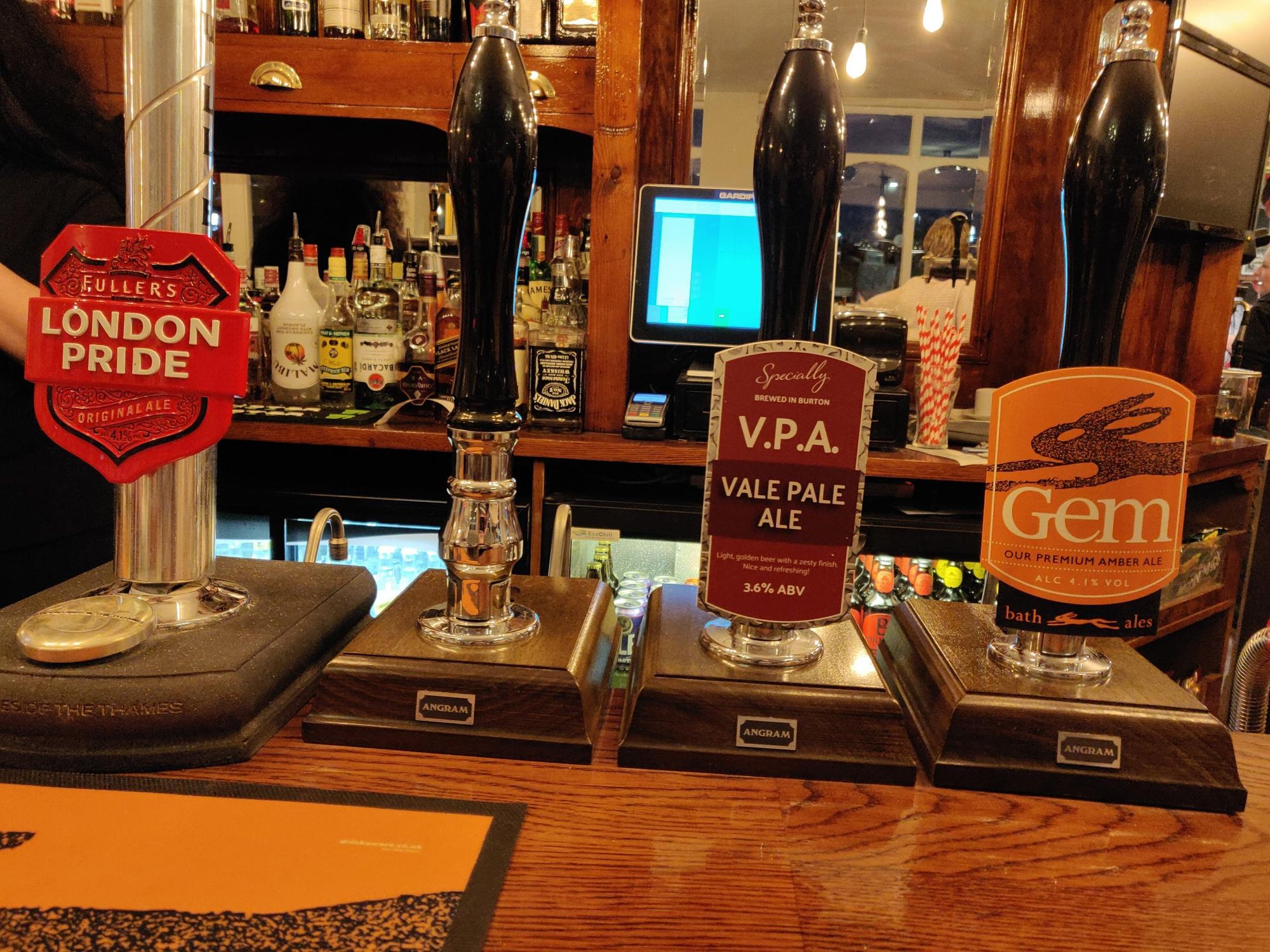 (Pub, Bar). Published on 14-02-2019