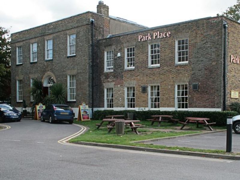 Park Place, Mitcham. (Pub, External, Key). Published on 24-02-2014