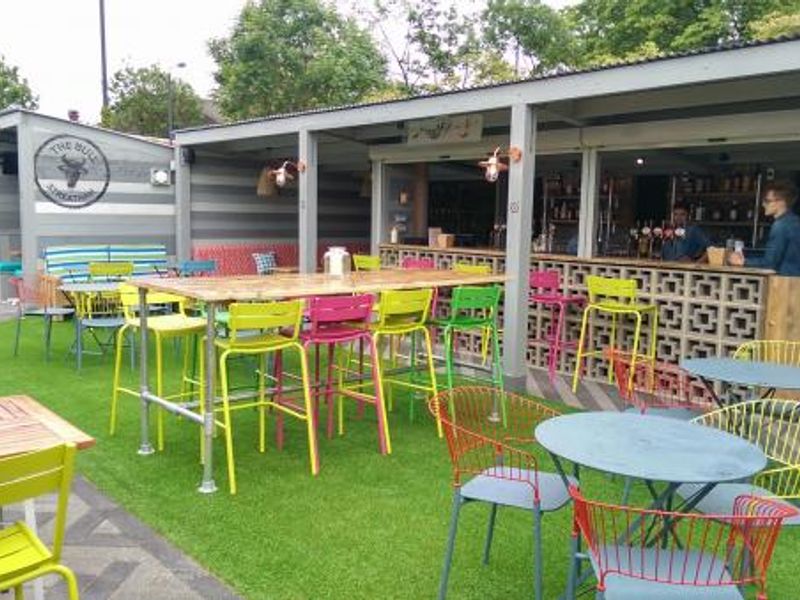 Bull Streatham - garden bar. (Pub, Bar, Garden). Published on 16-06-2015