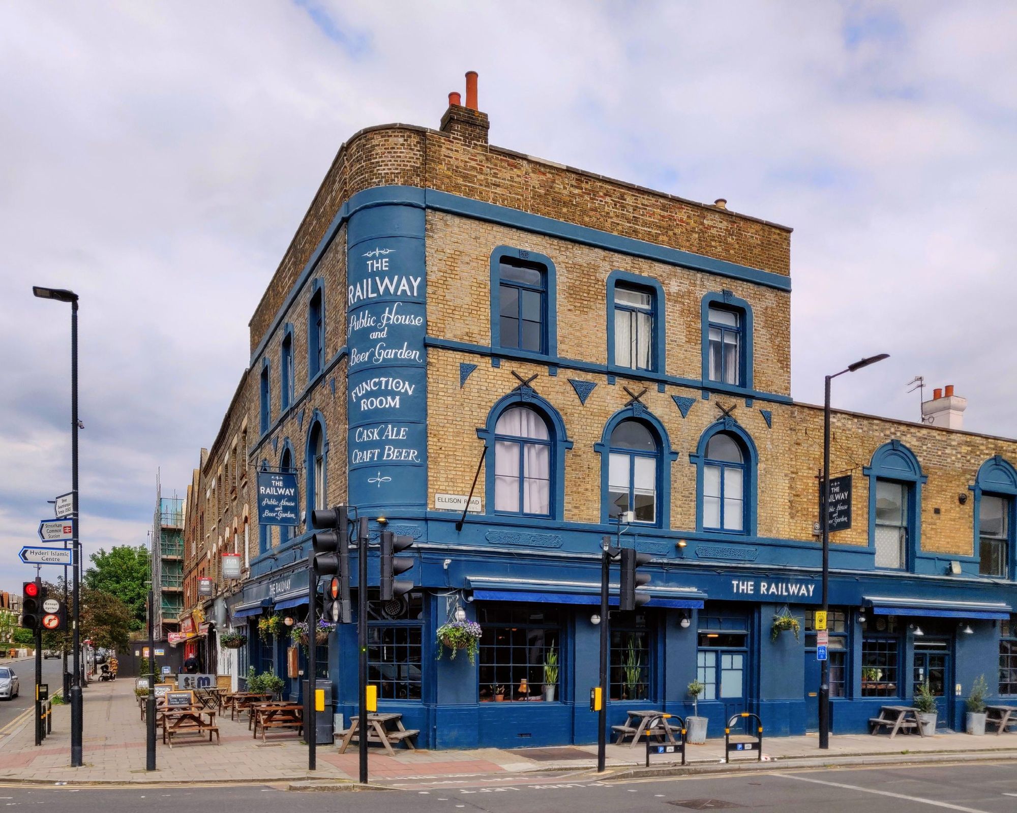 Railway SW16 exterior 20230522. (Pub, External, Key). Published on 22-05-2023