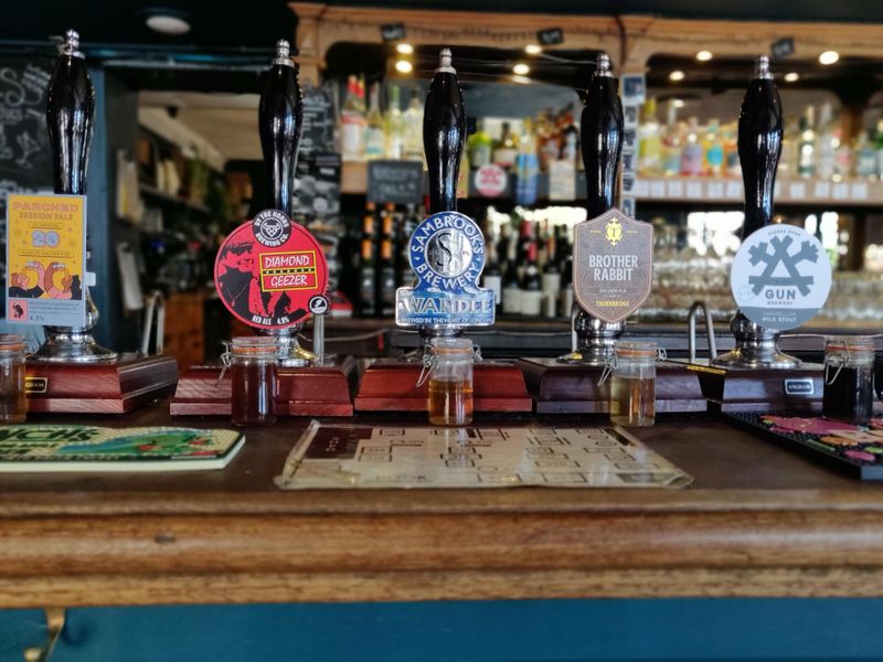 Handpumps in the Railway 2023-10-27. (Pub, Bar). Published on 27-10-2023 