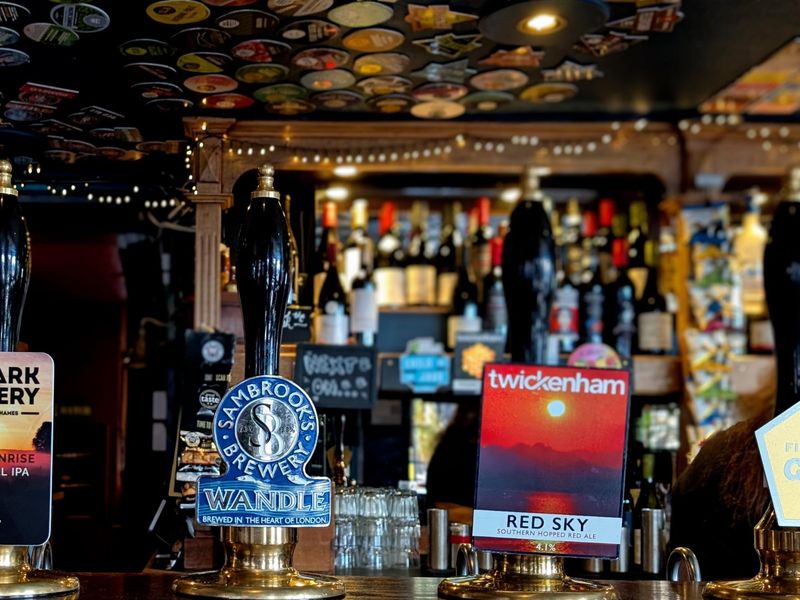 Railway SW16 handpumps - 20250627. (Pub, Bar). Published on 27-06-2025 