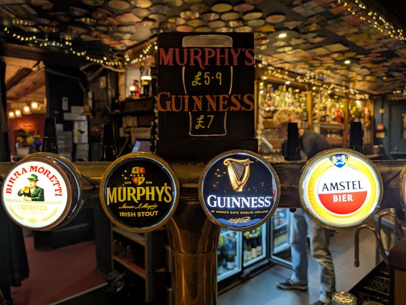 Irish stouts prices . (Pub, Bar). Published on 08-03-2026 