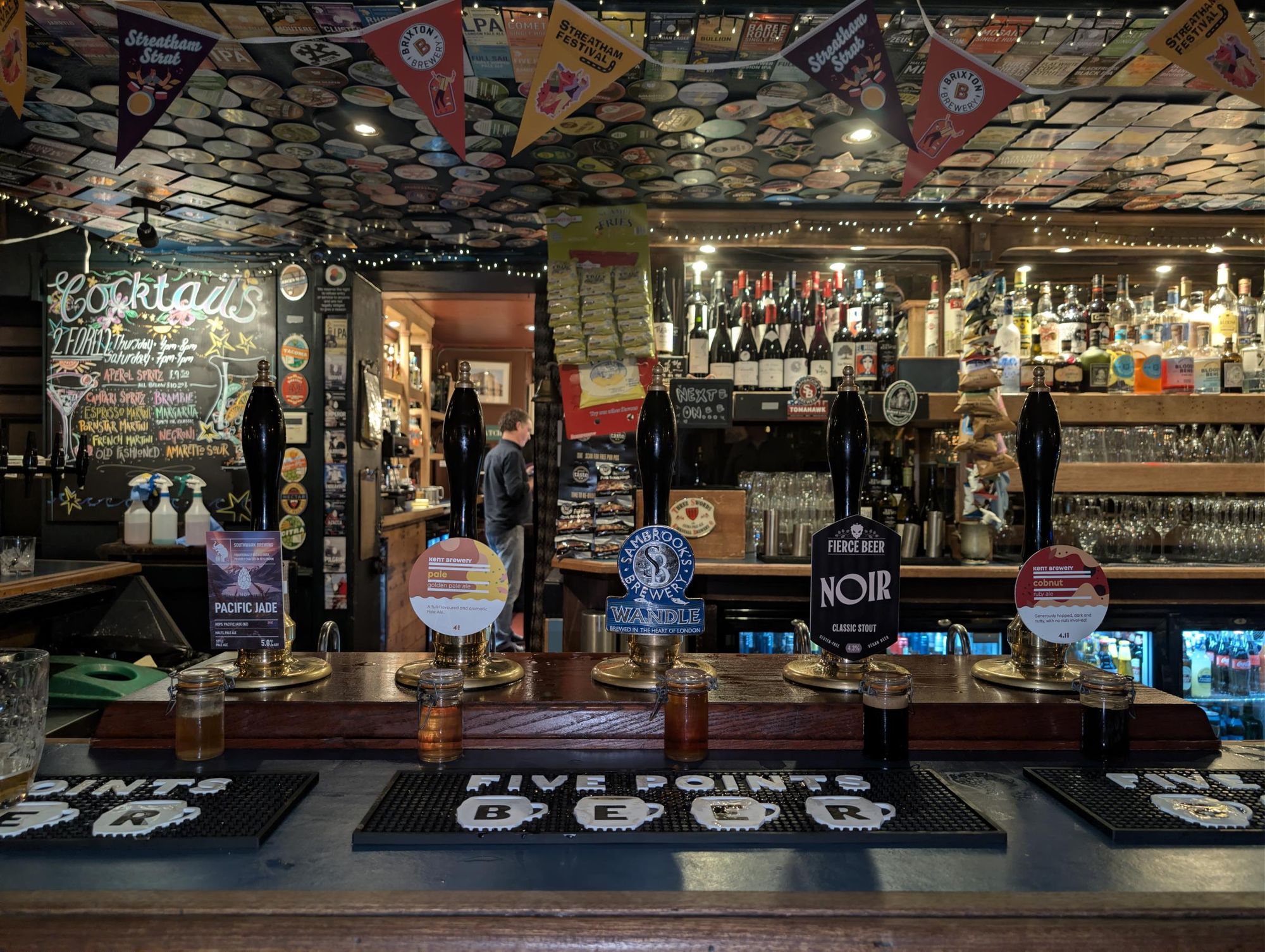 Main bar cask beers 5th October 2026. Published on 08-10-2026