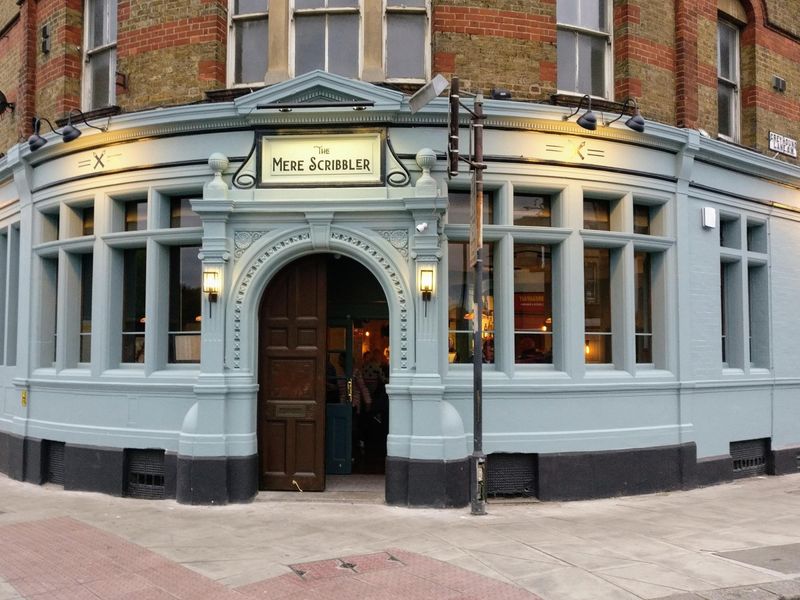 Mere Scribbler, Streatham Common. (Pub, External). Published on 16-04-2017