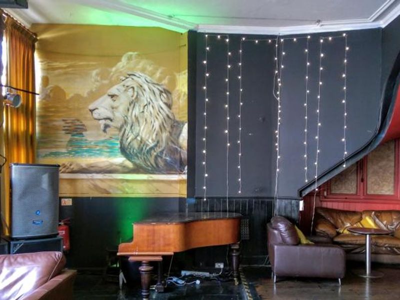 White Lion Streatham SW16 music area - 20160816. (Pub, Bar). Published on 23-08-2016
