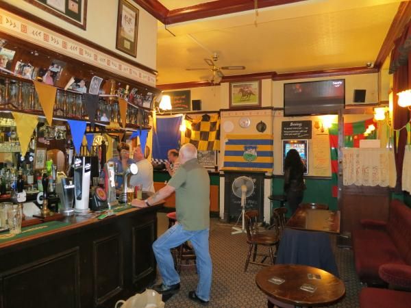 (Bar). Published on 28-10-2013