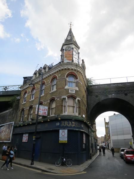 Bradys. (Pub, External). Published on 28-10-2013
