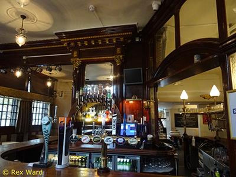 Bar Back - 05-03-2020 - ©Rex Ward. (Pub, Bar). Published on 24-07-2024