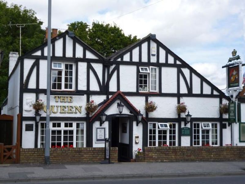The Queen, Dedworth. (Pub). Published on 21-08-2012