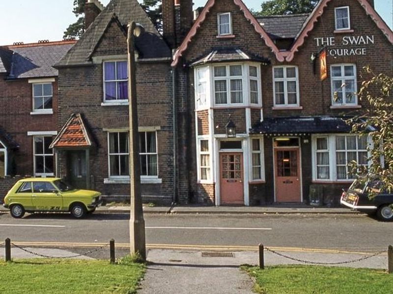 The pub when it was a Courage house.. (External). Published on 23-05-2021