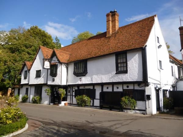 Ye Olde Bell, Hurley. (Pub). Published on 18-10-2012