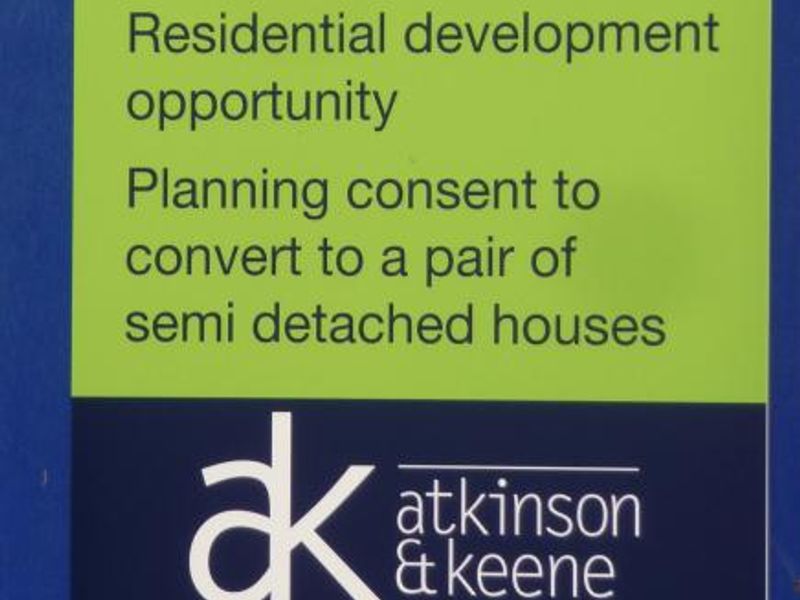 (Sign). Published on 16-11-2012
