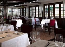 (Restaurant). Published on 30-05-2015