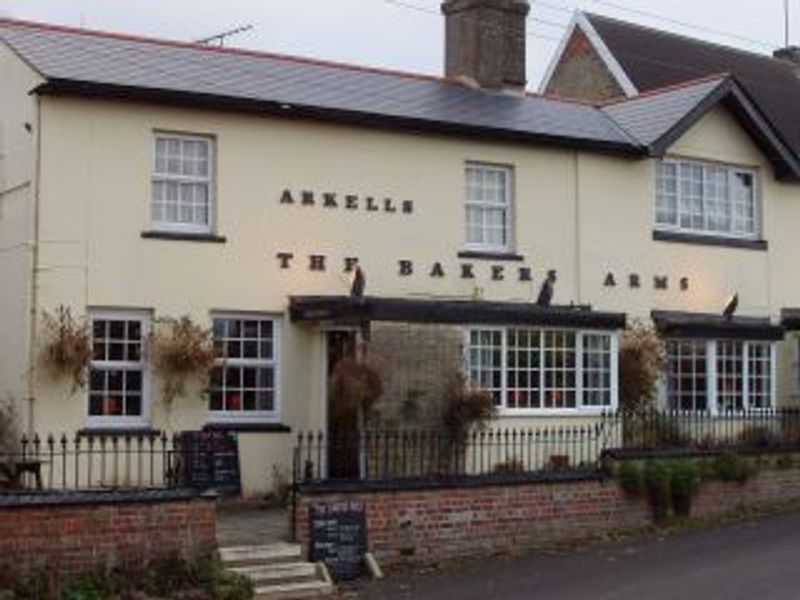 Bakers Arms, Badbury in 2013. (Pub, External). Published on 07-06-2013