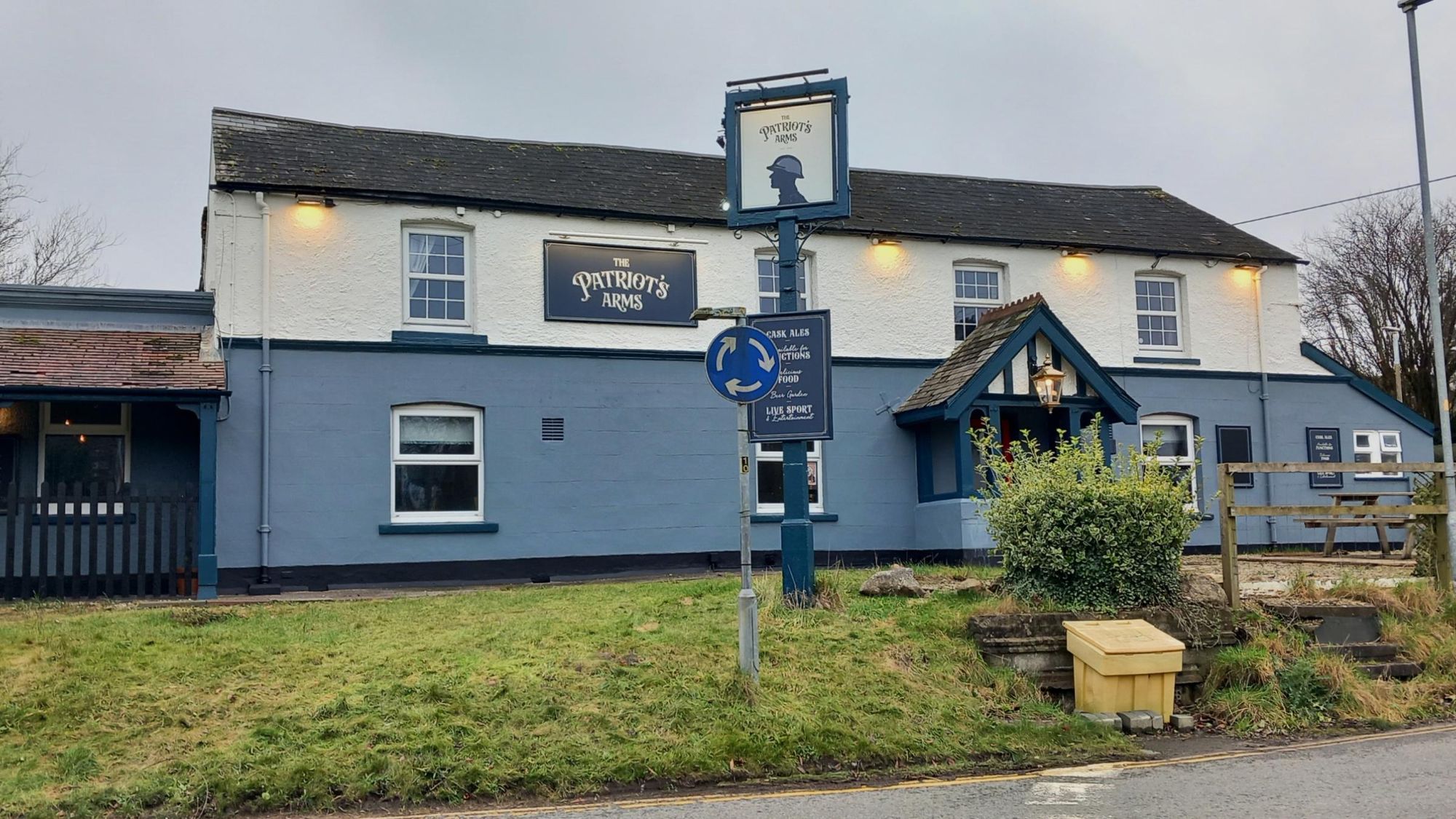 The Pariot's Arms in February 2025. (Pub, External, Sign, Key). Published on 01-02-2025