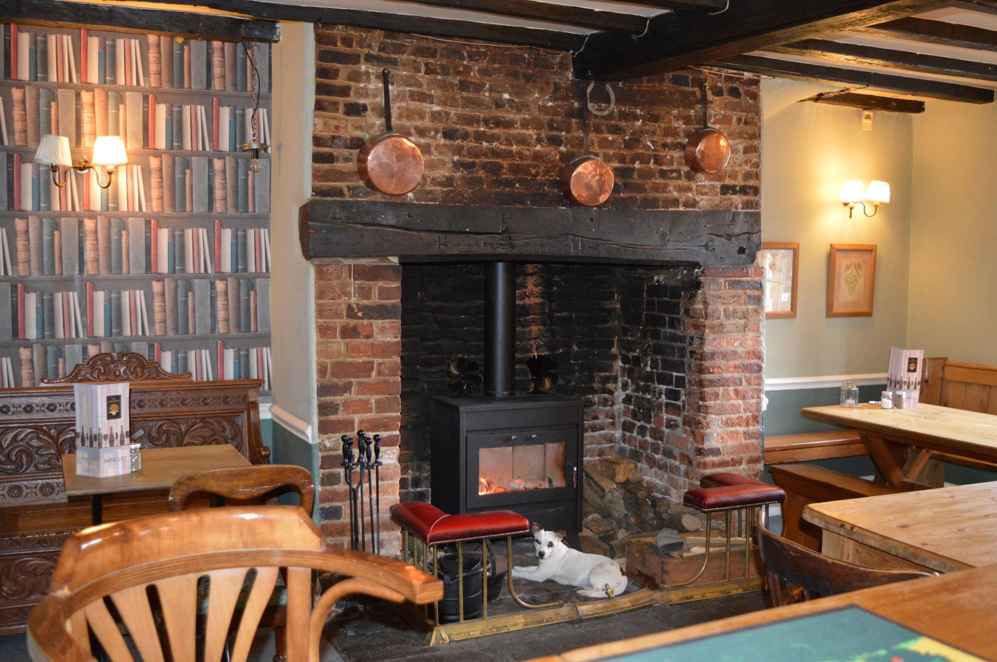 Barleycorn Inn - Fireplace (2023). (Pub). Published on 20-11-2023