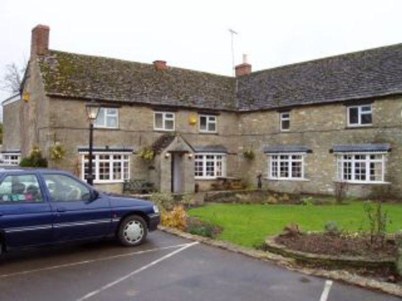 Old Spotted Cow - Marston Meysey. (Pub, External, Key). Published on 07-06-2013