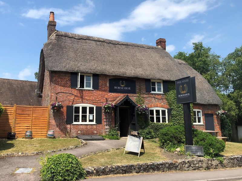 The Horseshoe, Mildenhall in June 2023. (Pub, External, Sign, Key). Published on 11-06-2023