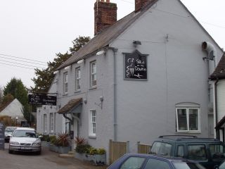 Silks On The Downs - Ogbourne St Andrew. (Pub, External, Key). Published on 07-06-2013