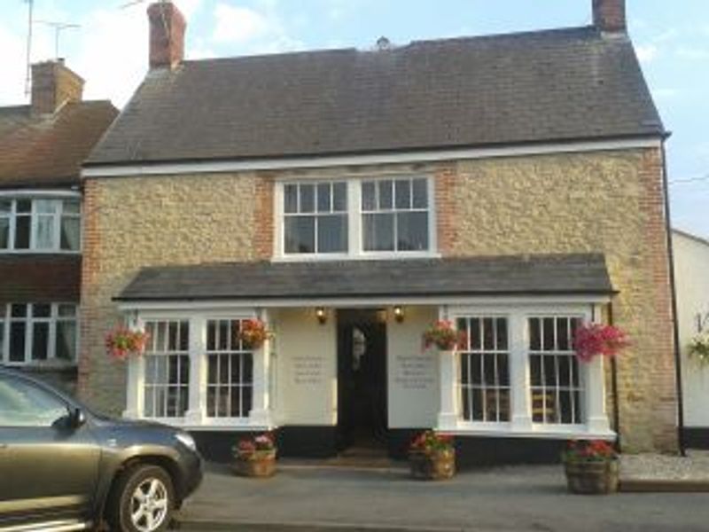 Rose & Crown - Highworth. (Pub, External, Key). Published on 17-08-2014