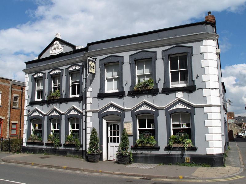 Hop Inn April 2022. (Pub, External, Key). Published on 26-04-2022