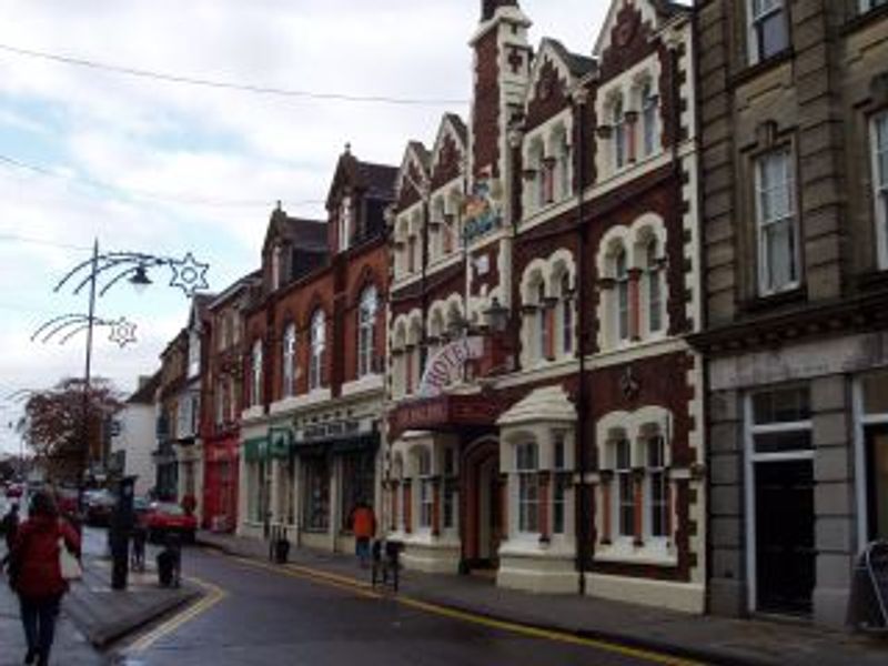 The Kings in 2013. (Pub, External, Sign). Published on 07-06-2013