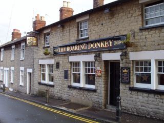 Roaring Donkey - Swindon. (Pub, External). Published on 07-06-2013