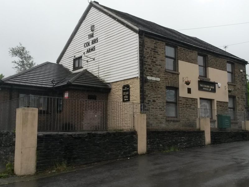 Colliers Arms Bonymaen. (Pub, External, Restaurant, Sign). Published on 08-06-2017