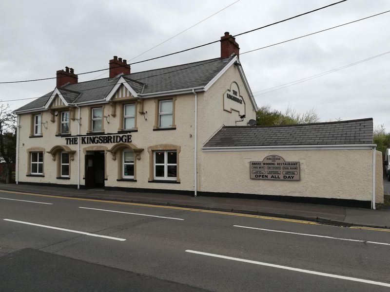 Kingsbridge Inn, Gorseinon. (Pub, External, Bar, Restaurant, Key). Published on 04-05-2018 