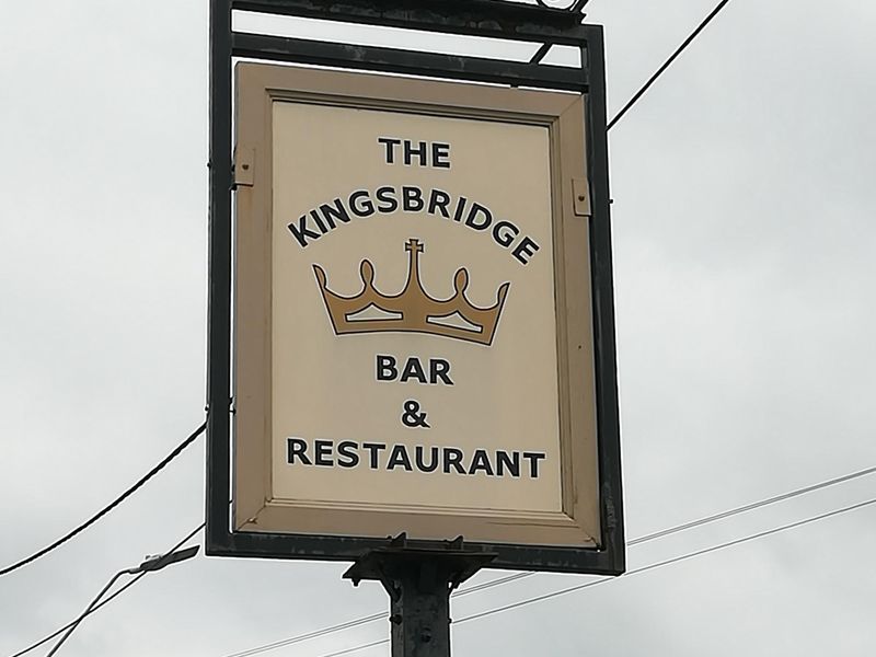 Kingsbridge Inn, Gorseinon. (Pub, Sign). Published on 04-05-2018