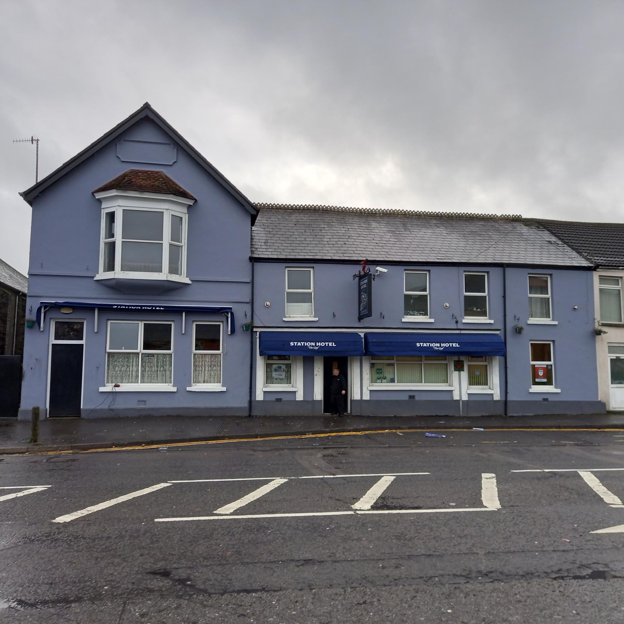 Station Hotel, Gorseinon. (External, Key). Published on 06-01-2023